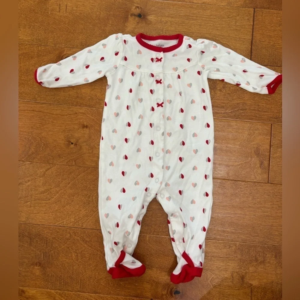 Carter's Baby Girls Hearts Red/Silver/White Footed Sleep 'N Play Pajama 6M